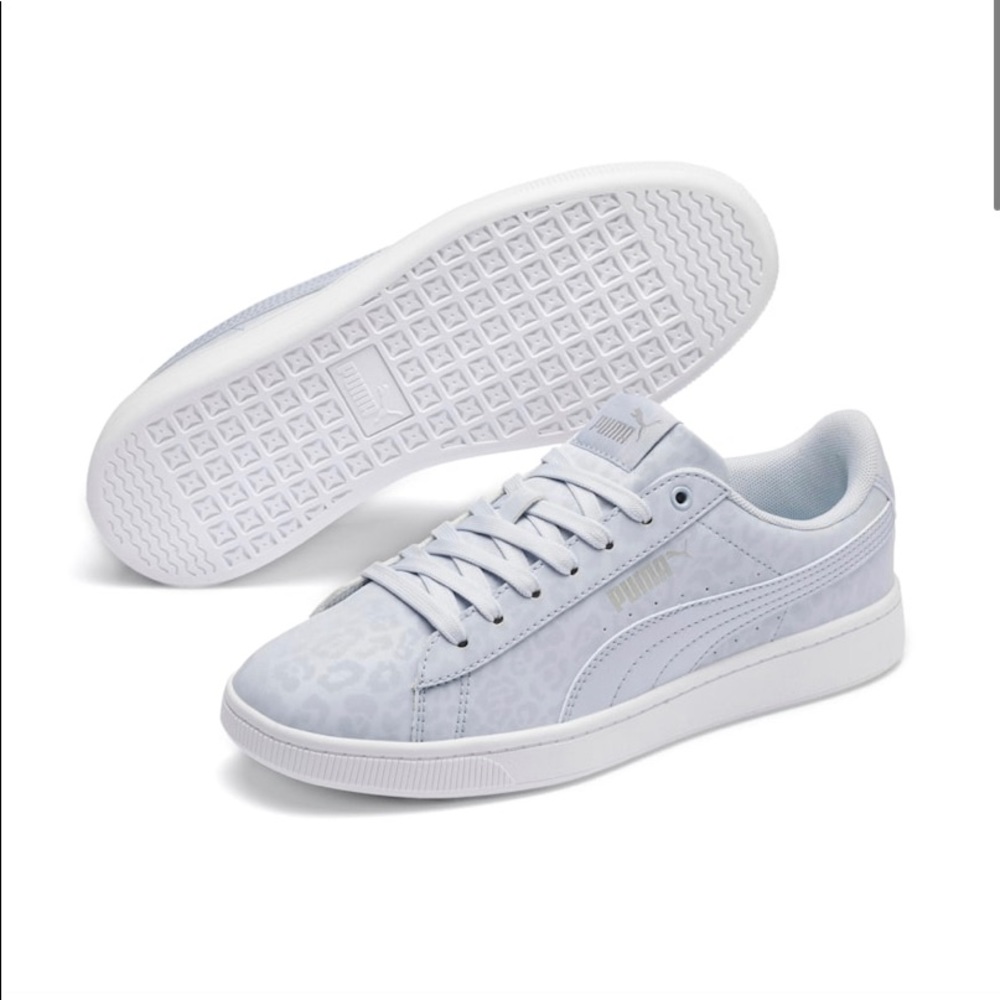 NWT Women’s Puma Wildcat SilverWhite Leopard Print